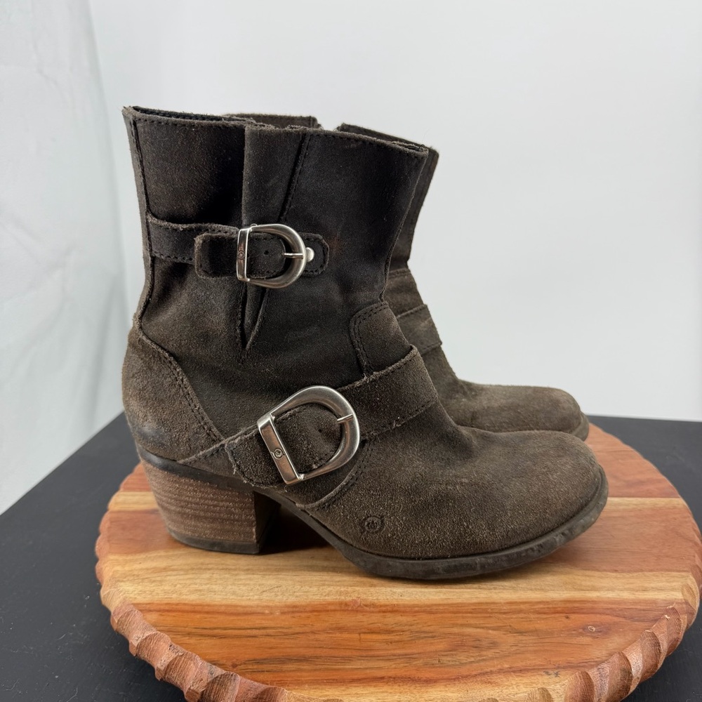 BORN Brown Double Buckled Western-inspired Side Zip Suede‎ Boots Womens Sz 8